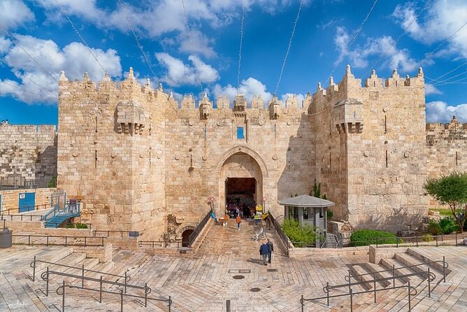 2024 Israel Christmas Holy Land Tour - Bethlehem Midnight Mass - Guides, vehicles, and group size
