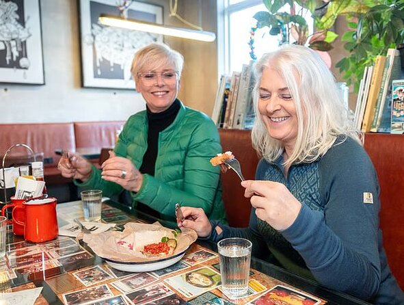 3-Hour Shared Christmas Food Tour with Guide in Reykjavik - Key details before you book