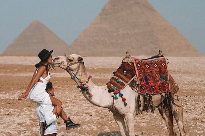 3-Night Christmas City Break in Cairo - Day two at Giza: the Great Pyramid and Sphinx