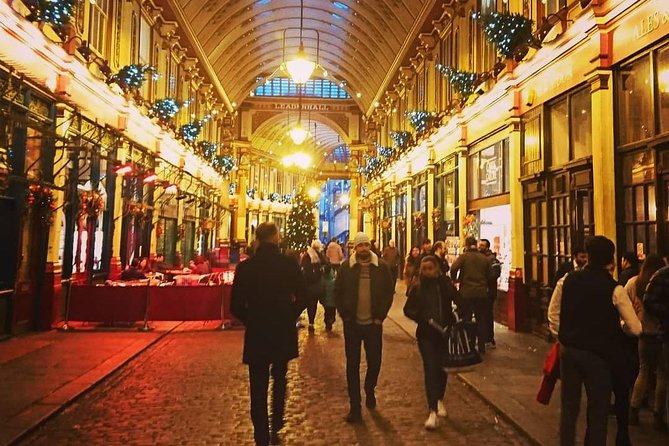 A Christmas Carol and Charles Dickens Old London Walking Tour - Simpson’s Tavern and the question of Scrooge’s meal