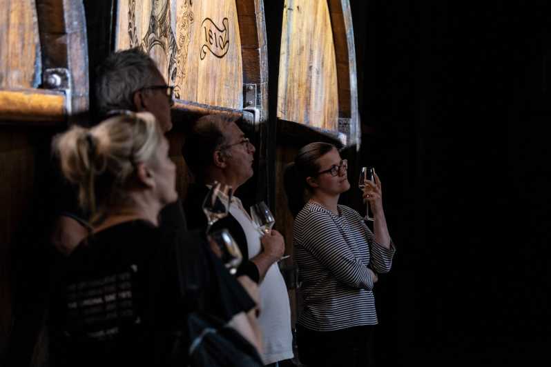 Alsatian Christmas Immersive Wine Tour with Wine Tasting - The first 75 minutes: wine, barrels, and Alsace traditions