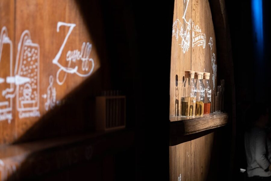 Alsatian Christmas Immersive Wine Tour with Wine Tasting - Christmas treats at the end