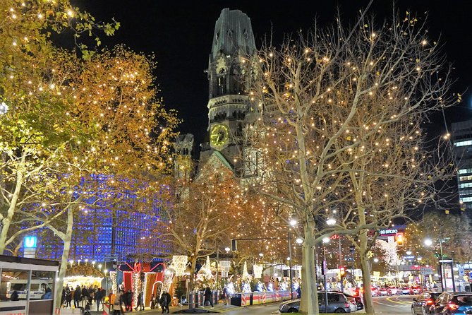 Berlin Christmas Lights Live Tour + Mulled Wine & Gingerbread - Unter den Linden and the route back