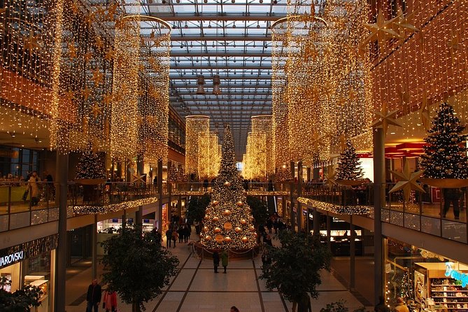 Berlin Christmas Markets Walking Tour with Local Guide - Starting at 3:00 pm in the Advent season