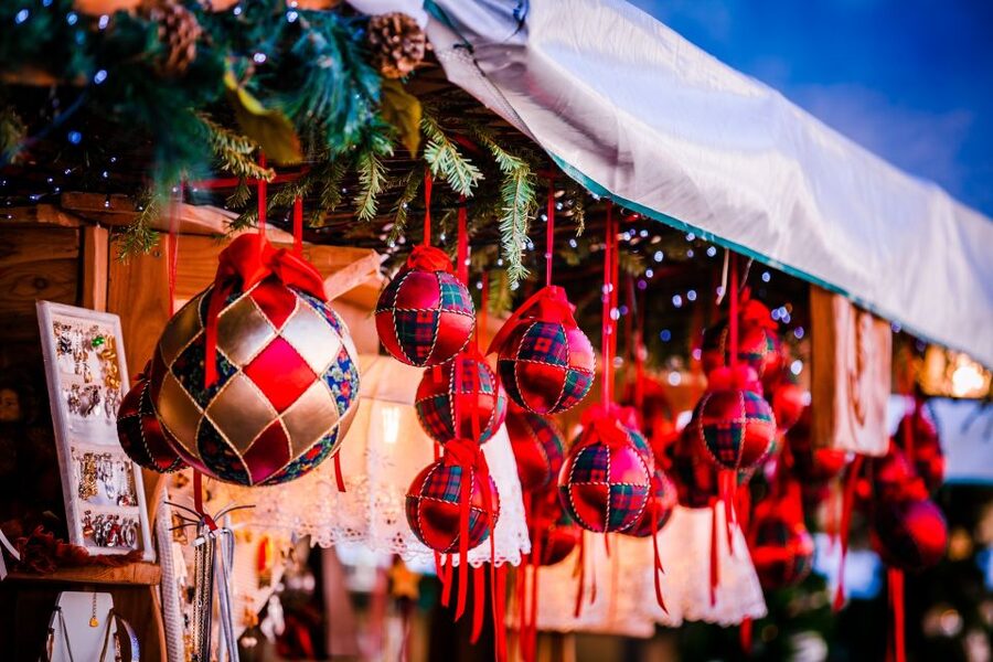 Bologna: 2-Hour Private Local's Christmas - A Christmas walk built around your interests