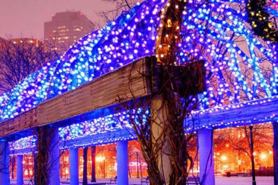 Boston: Holiday Sights and Festive Nights Trolley Tour - Faneuil Hall, Quincy Market, and the Old State House