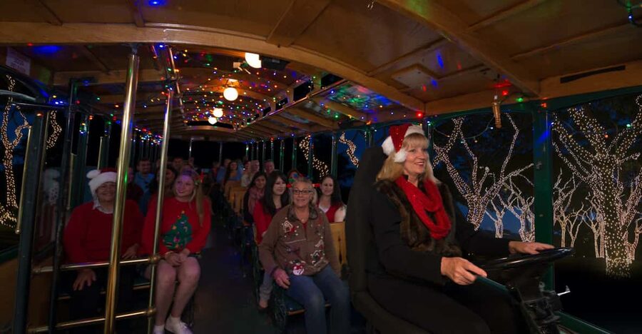 Boston: Holiday Sights and Festive Nights Trolley Tour - From Long Wharf to Boston’s old center