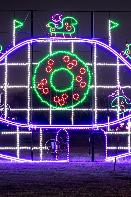 Branson: Lights of Joy Christmas Drive-Thru - Choosing the right time to arrive