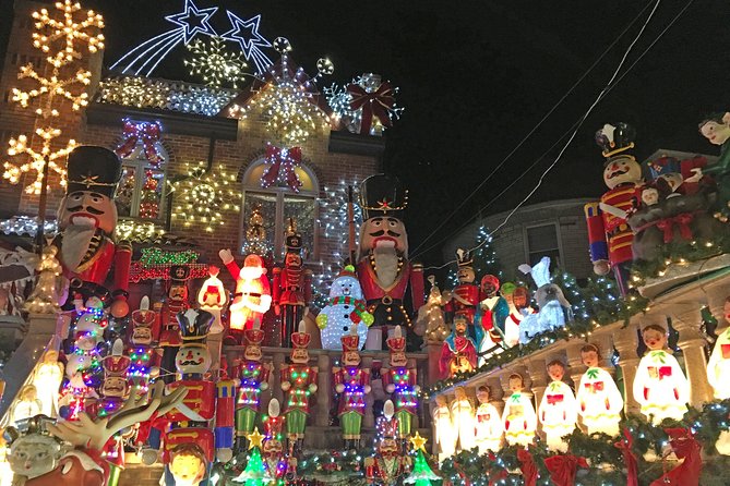 Brooklyn Christmas Lights Walking Tour at Dyker Heights - Key points to know before you book