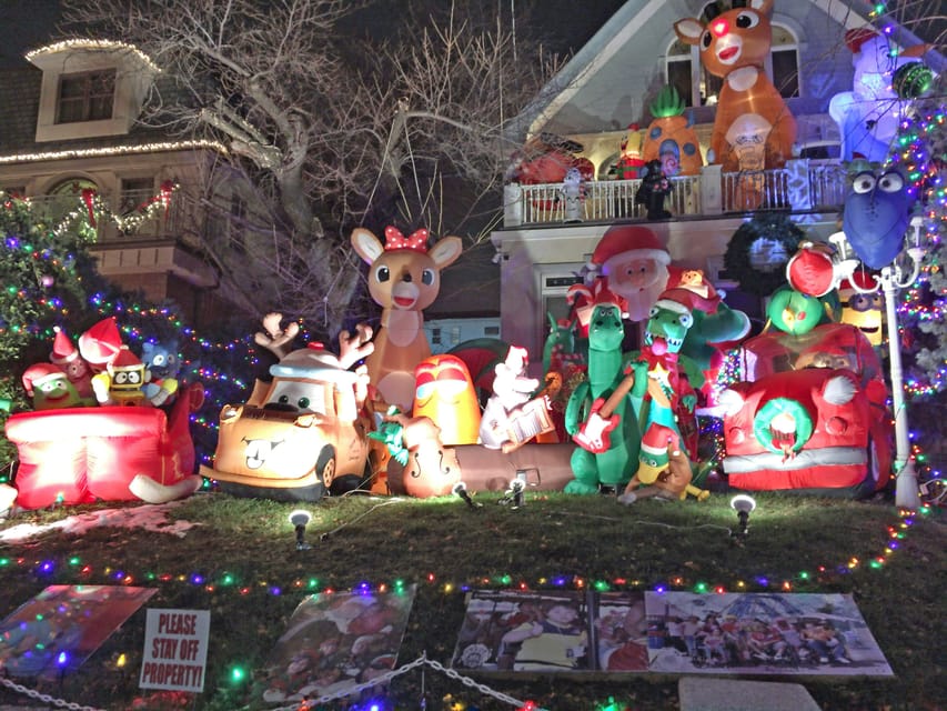 Brooklyn: Dyker Heights Christmas Walking Tour - Lucy Spata and the Rules Behind the Lights