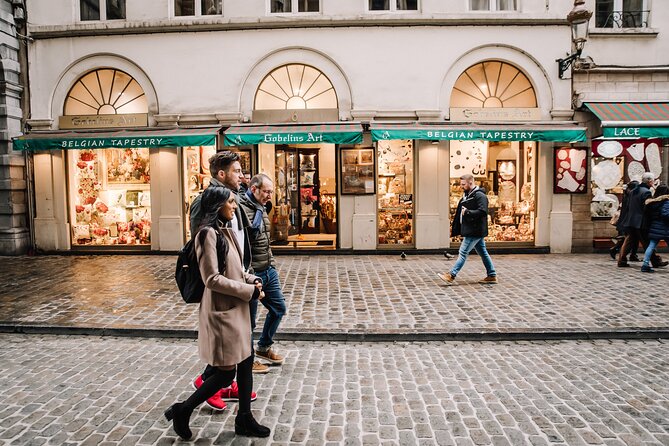Brussels Private & Personalized Christmas Tour with a Local Guide - A Winter Wonderland square with Belgian treats