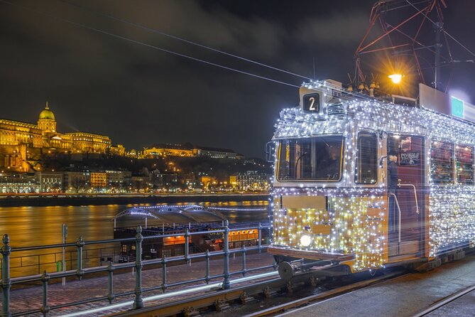 Budapest Christmas Market Tour with Basilica visit & Chimney cake - Why this Budapest Christmas walk works after dark