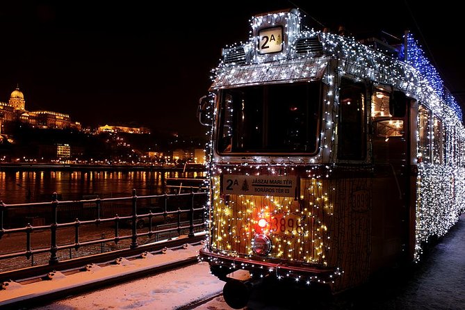 Budapest Wonderland - A Christmas Market Tour with Chimney Cake & Mulled Wine - Starting at the Opera House on Andrássy Avenue