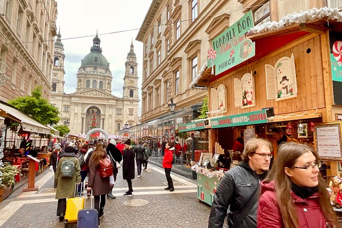 Budapest Wonderland - A Christmas Market Tour with Chimney Cake & Mulled Wine - Vörösmarty Square and the final mulled wine