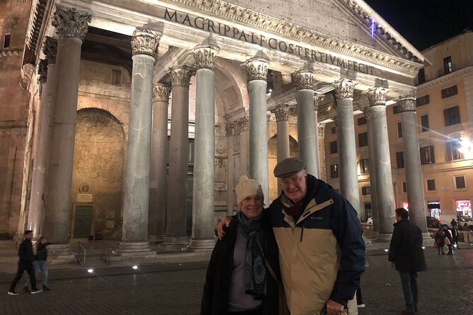 Celebrate Christmas in Rome - Small Group Walking Tour - Piazza Navona and the Christmas question