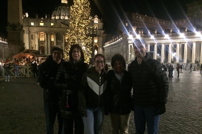 Celebrate Christmas in Rome - Small Group Walking Tour - Finishing at St. Peter’s Square