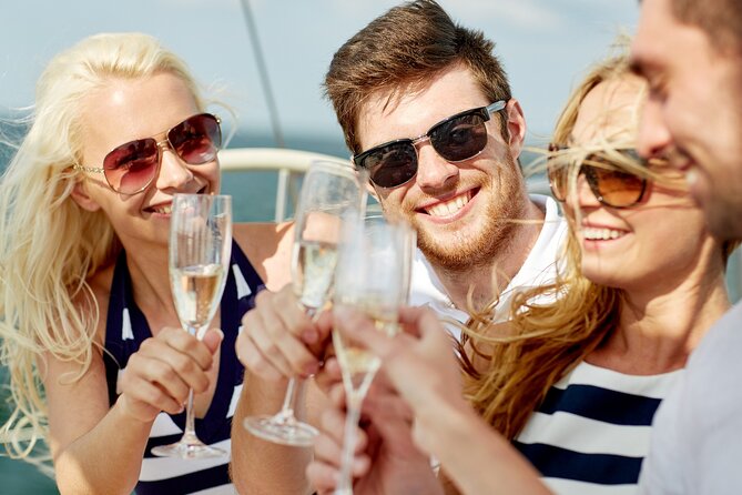 Christmas Day Lunch Cruise on Sydney Harbour - Practical tips for a smoother afternoon