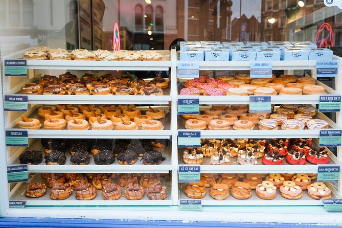 Christmas Delights: Festive Tea & Doughnuts at Borough Market - What kind of visitor will enjoy it most?