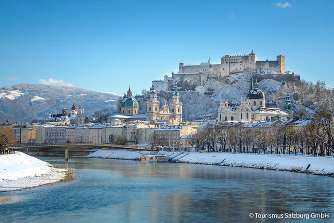 Christmas Horse-Drawn Sleigh/Carriage Ride from Salzburg - Under the blankets on the horse-drawn sleigh
