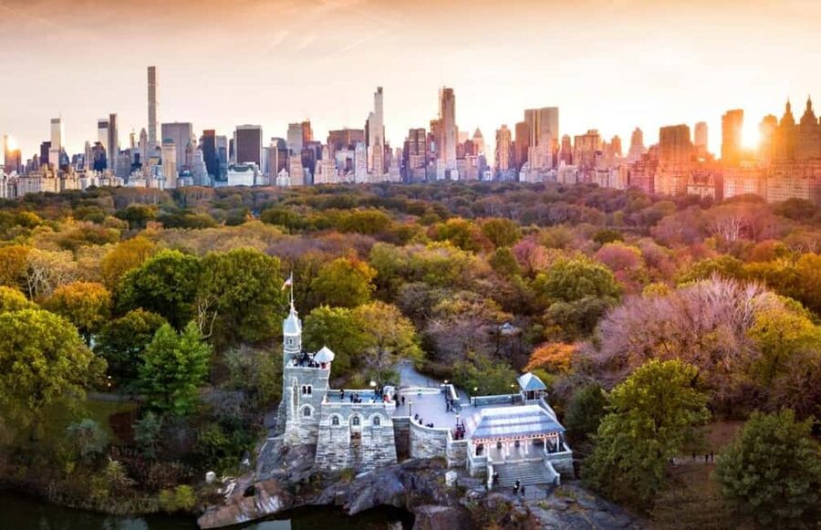 Christmas in Central Park: Horse Carriage Holiday Tour - Bethesda Terrace gives the tour its best pause