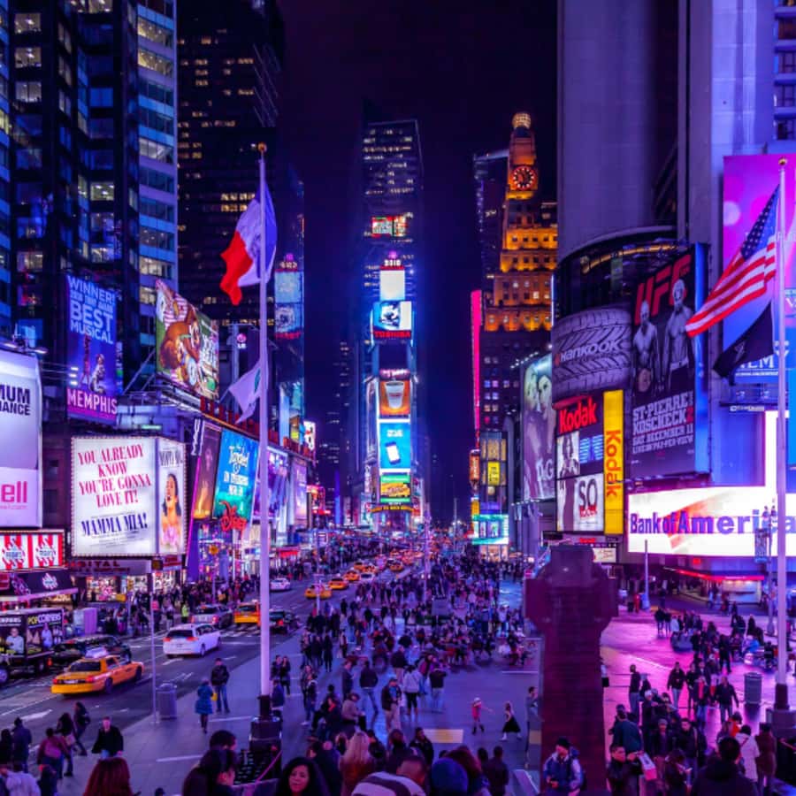 Christmas in New York: Pedicab Tour & Rockefeller Tree - Grand Central Terminal and Midtown connections