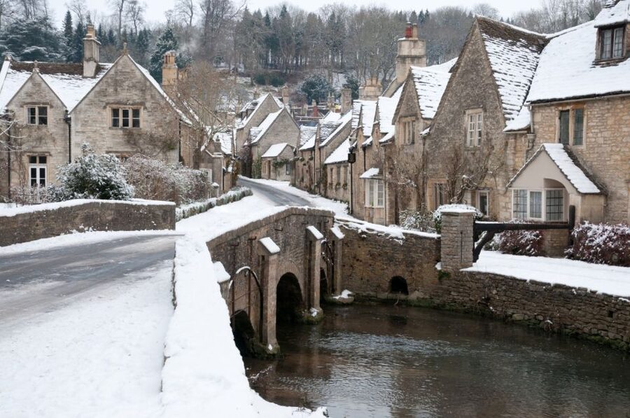 Christmas in Oxford, the Cotswolds and Stratford with Lunch - Should you book this Christmas outing?