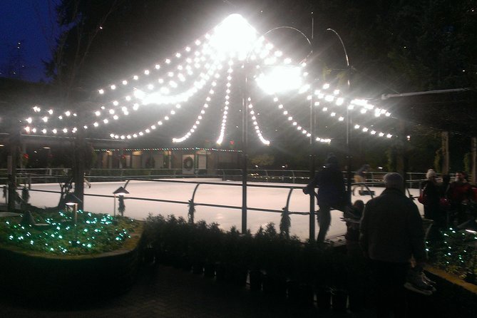 Christmas in Victoria and the Butchart Gardens - What the $336.09 Group Price Really Buys
