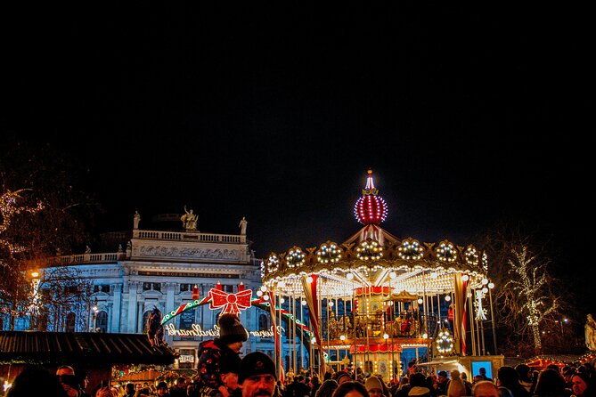 Christmas in Vienna - Private Walking Tour with Glühwein Mug - Handmade gifts and champagne at Am Hof
