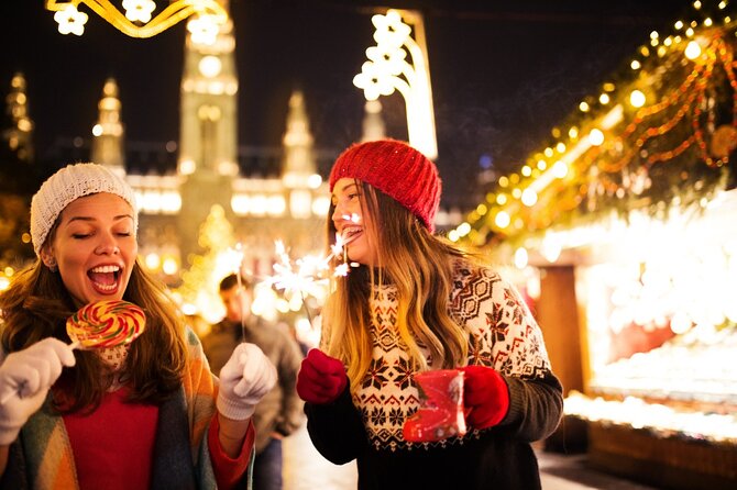 Christmas in Vienna - Private Walking Tour with Glühwein Mug - Graben and Kohlmarkt under giant lights