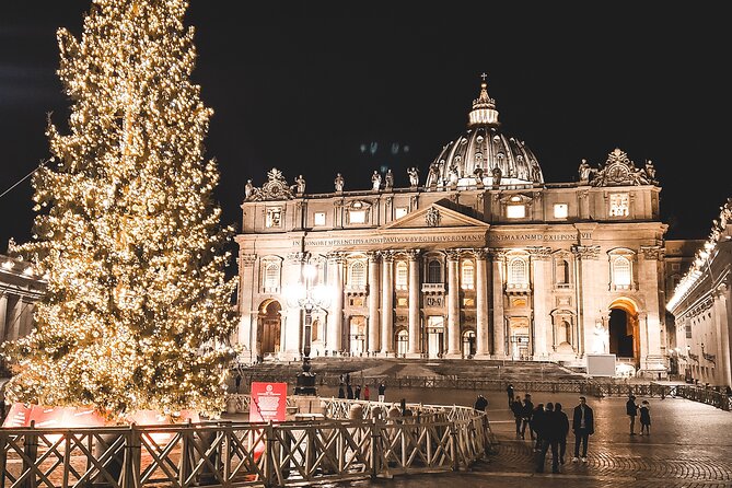 Christmas Journey in Rome – Private Walking Tour - A Christmas walk from ancient Rome to the Trevi Fountain