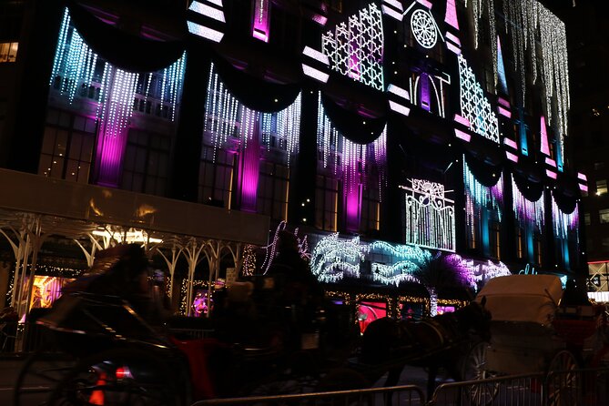Christmas Light Private Carriage Ride New York City - Trump Tower and Saint Thomas Church
