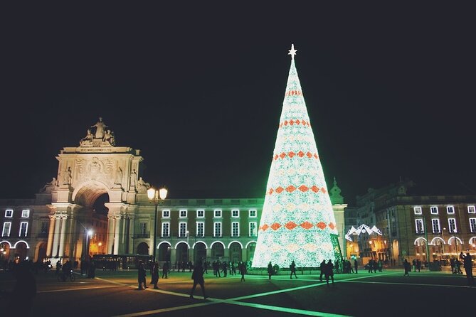 Christmas Lights Lisbon Tour with a Local in Private Eco Tuk Tuk - Key points to know before booking