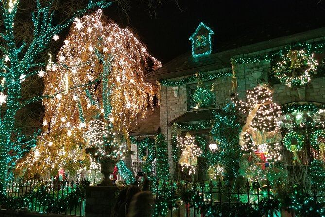 Christmas Lights Tour of Dyker Heights Brooklyn - The ride from Midtown to Brooklyn