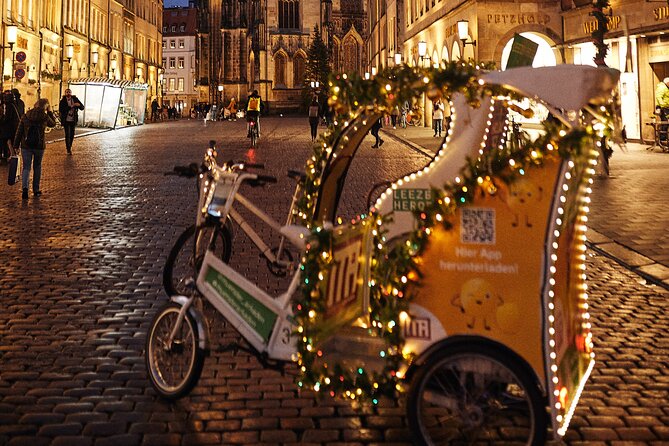 Christmas mulled wine tour in Münster - The Rathaus and Münster’s main Christmas market