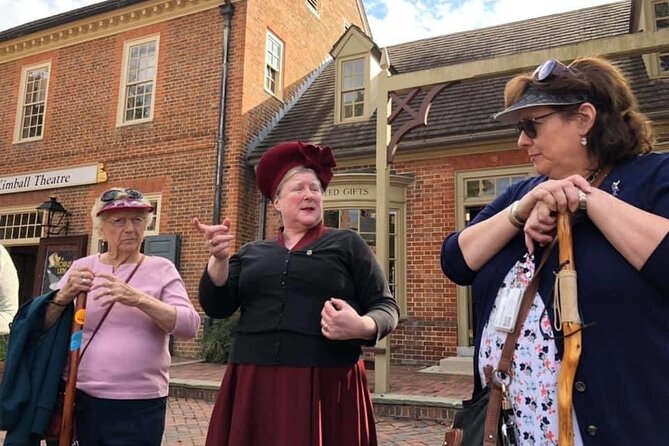 Christmas on the Homefront: A 1-Hour World War II Character Tour - Why wartime Williamsburg makes a strong Christmas story