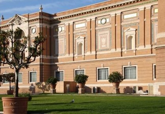 Christmas Time in Milan Walking Tour - Key points to know before booking