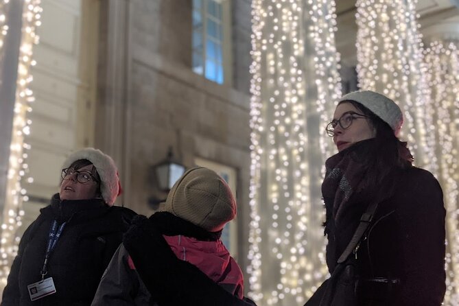 Christmas Walking Tour in Old Montreal - How much Christmas spirit should you expect?