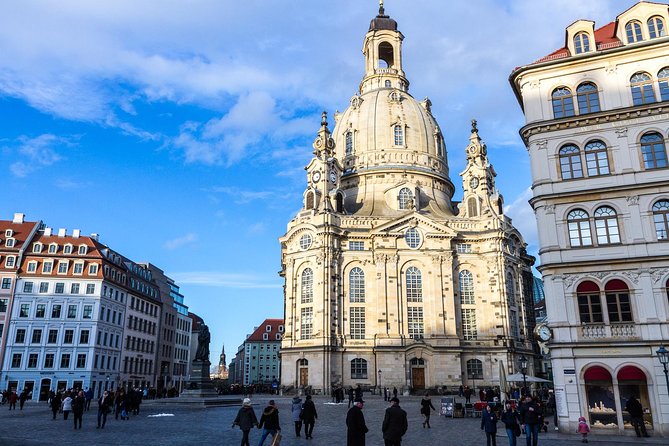 City Tour and Guided Tour in the New Green Vault - Program C - The Festive - The Semperoper from the outside
