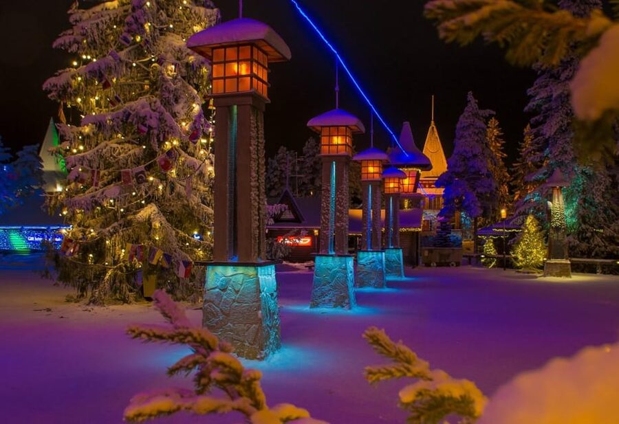 City tour and Santa Claus village visit in Lapland - Santa Claus Village and the live Santa meeting