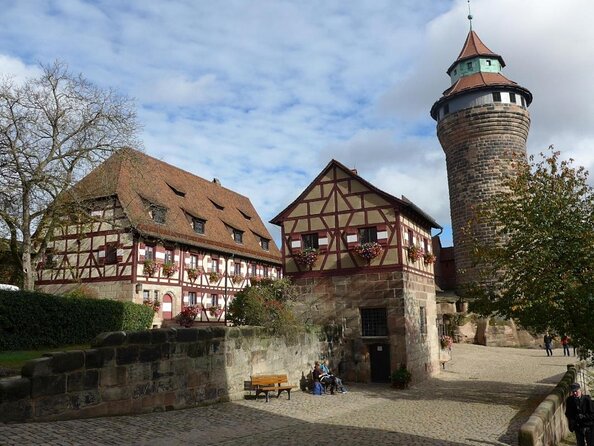 City tour through Nuremberg with the little train - Christmas tour - Key points to know before you book