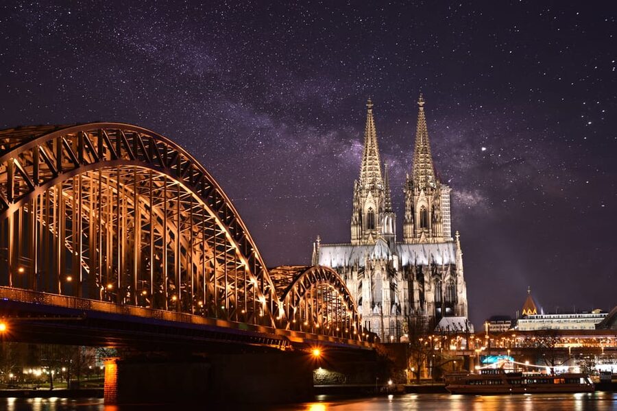 Cologne: Rhine River Winter Cruise with Festive Music - Key points to know
