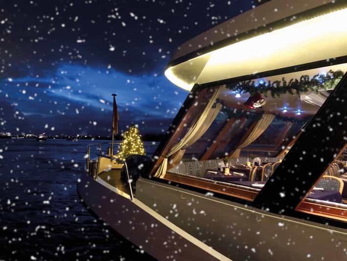 Cologne: Rhine River Winter Cruise with Festive Music - Is $28 good value?