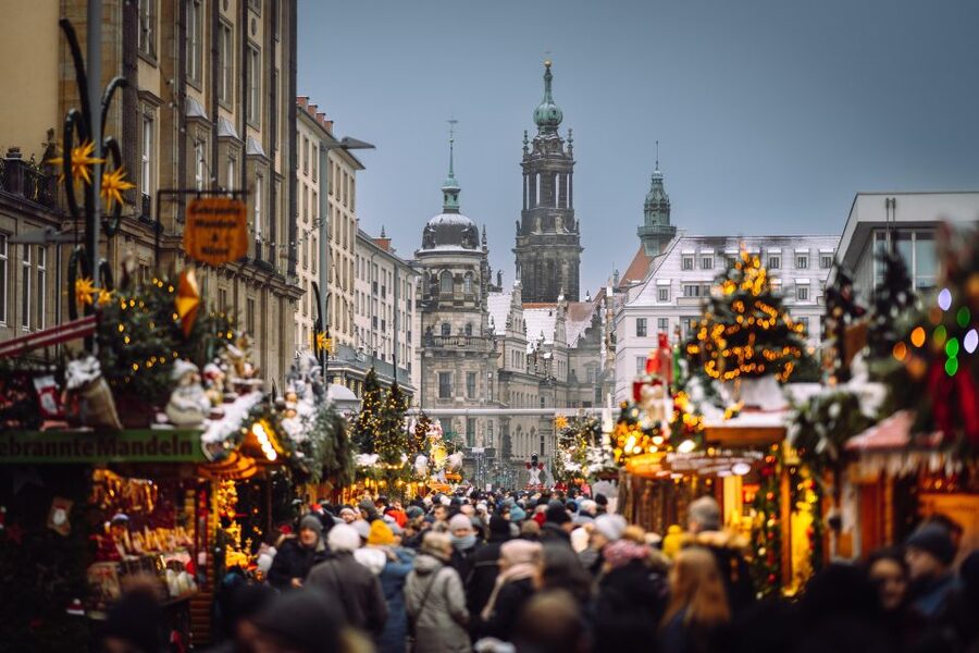 Dresden: Advent Tour with Stollen Tasting and Mulled Wine - Why this Dresden Christmas walk works