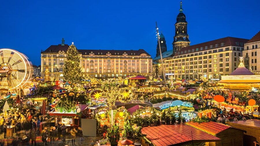 Dresden: Christmas Sightseeing Tour with a 'Pflaumentoffel' - Key details before you book