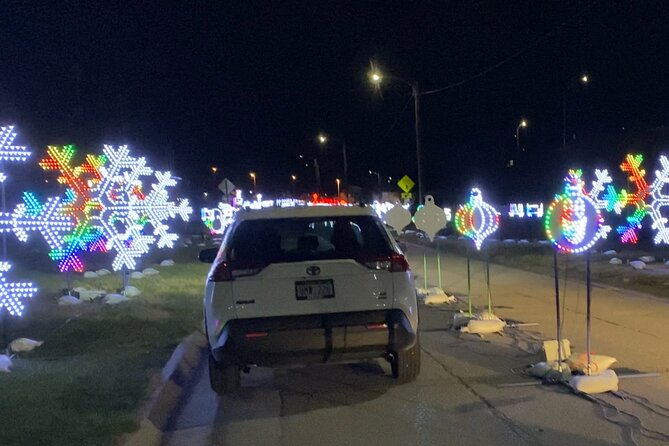 Drive through Christmas Lights Show - A slow Christmas drive at Star City Shores
