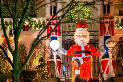Dyker Heights Brooklyn Christmas Lights Tour