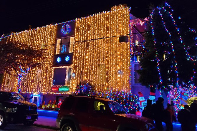 Dyker Heights Christmas Lights Guided Tour - Is the $63 price fair?