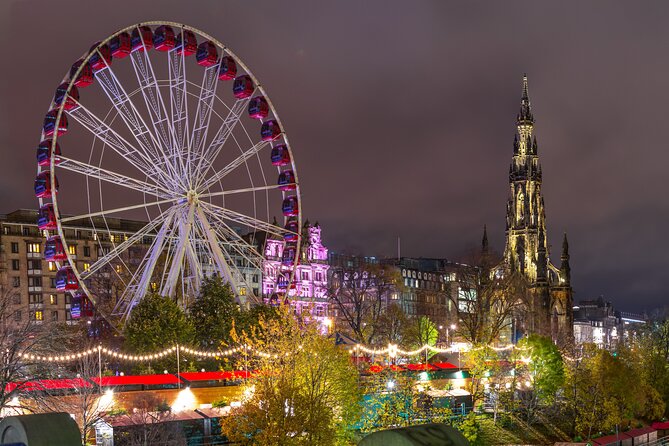 Edinburgh's Christmas Lights and festive Black Taxi Tour - Key things to know before booking