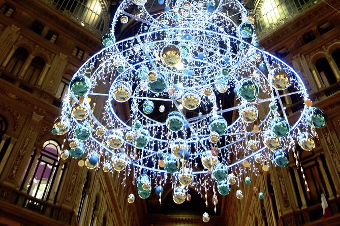 Explore the Naples Christmas Market Behind the Scenes - Who will get the most from this evening walk
