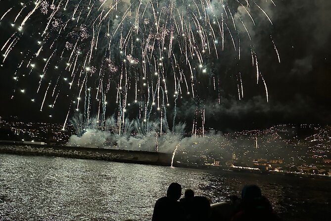 Fireworks by Boat - New Years Eve/June Atlantic Festival - Who will enjoy this Madeira fireworks trip?